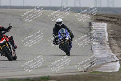 media/Nov-29-2025-TrackDaz (Sat) [[10ae2d9bce]]/B Group/Session 3 (Outside Grapevine)/